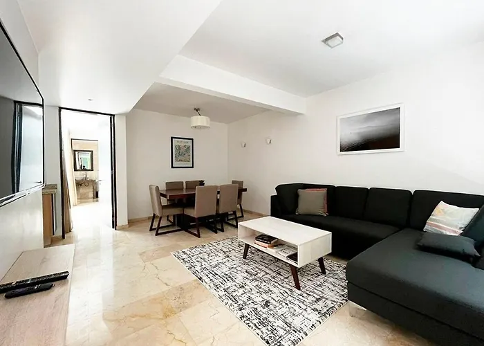 Condesa Amsterdam 103 Sunny 1bed 1bath On Amsterdam Av